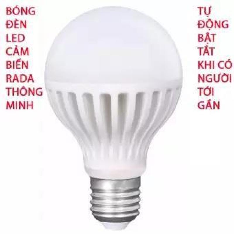 Bóng đèn Led cảm ứng thông minh 12W tự động tắt mở khi có người đến gần, xuyên tường, xuyên vật cản, thích hợp góc cầu thang, nhà xe, nhà kho