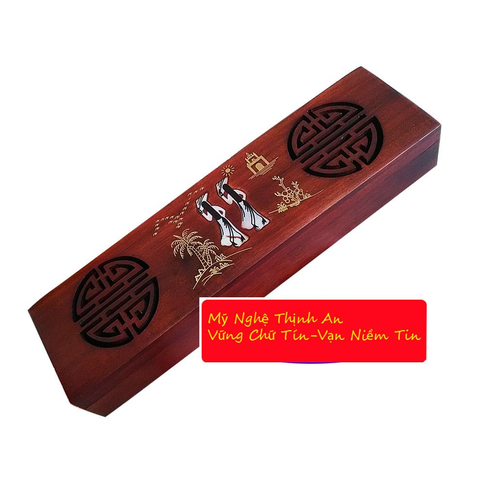 Hộp đựng đũa ăn,đũa bày bàn thờ cúng gia tiên màu đỏ gỗ gụ bắc