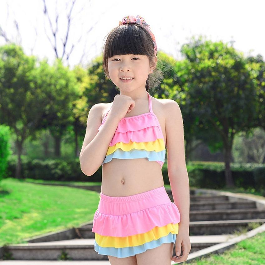 Bộ đồ bơi cho bé từ 5-7 tuổi (tối đa 23kg) phối màu Boi24
