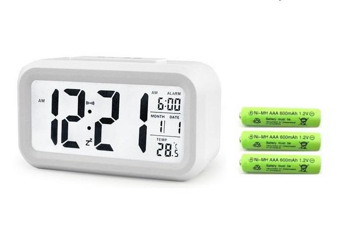 Đồng Hồ Điện Tử Để Bàn + 3 Pin Đũa Sạc AAA ( Lắp Cho Đồng Hồ Sạc Lại Được )