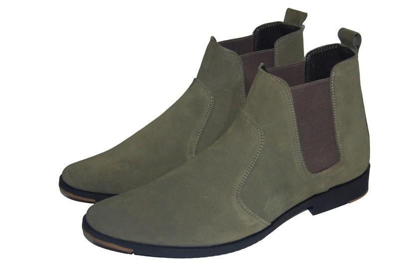 Giày boot da bò thật. bảo hành: 12 tháng.ms : b118