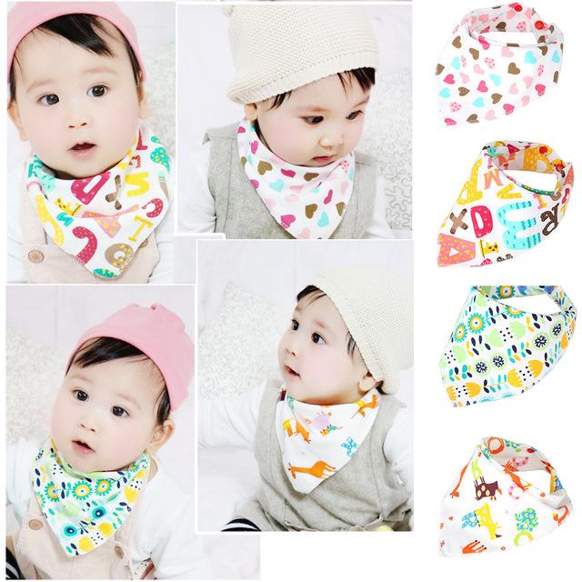 Bộ 5 yếm ăn dặm vải cotton 2 lớp cho bé (ngẫu nhiên)