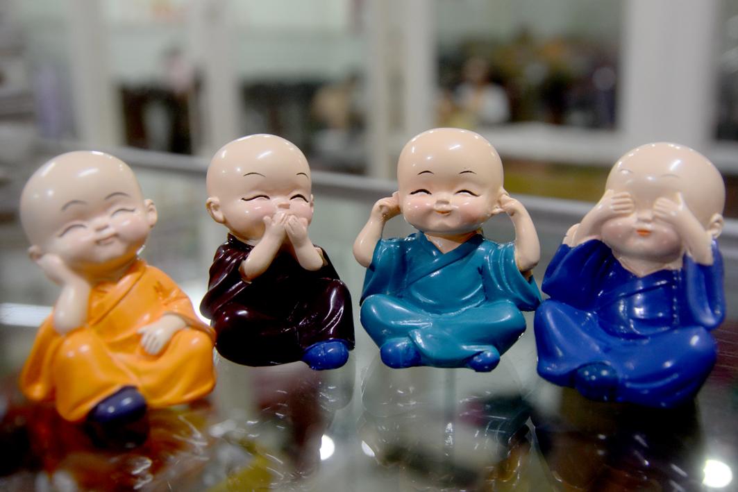 [HCM]Bộ tượng Tứ Không bốn chú tiểu dễ thương ngộ nghĩnh - tượng chú tiểu vui vẻ tượng võ may mắn Tmark