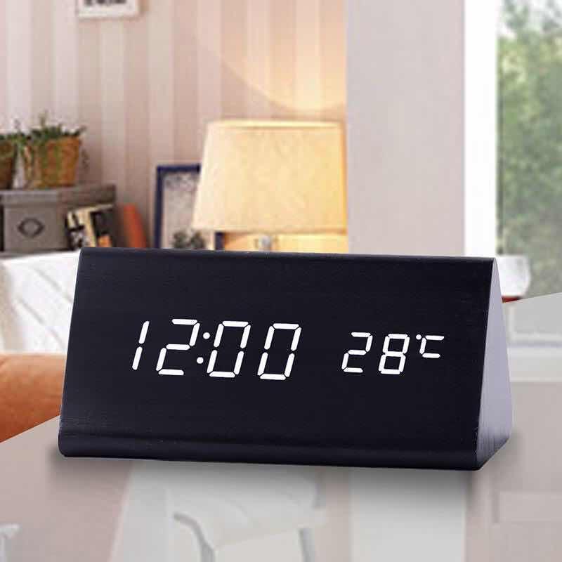 Nơi bán Đồng Hồ Gỗ Báo Thức Hình Tam Giác Wood LED Digital thông minh