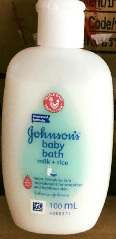Combo 2 Sữa Tắm Dưỡng Ẩm Johnson’s Baby Chứa Sữa Và Tinh Chất Gạo (100ml - hàng tặng)