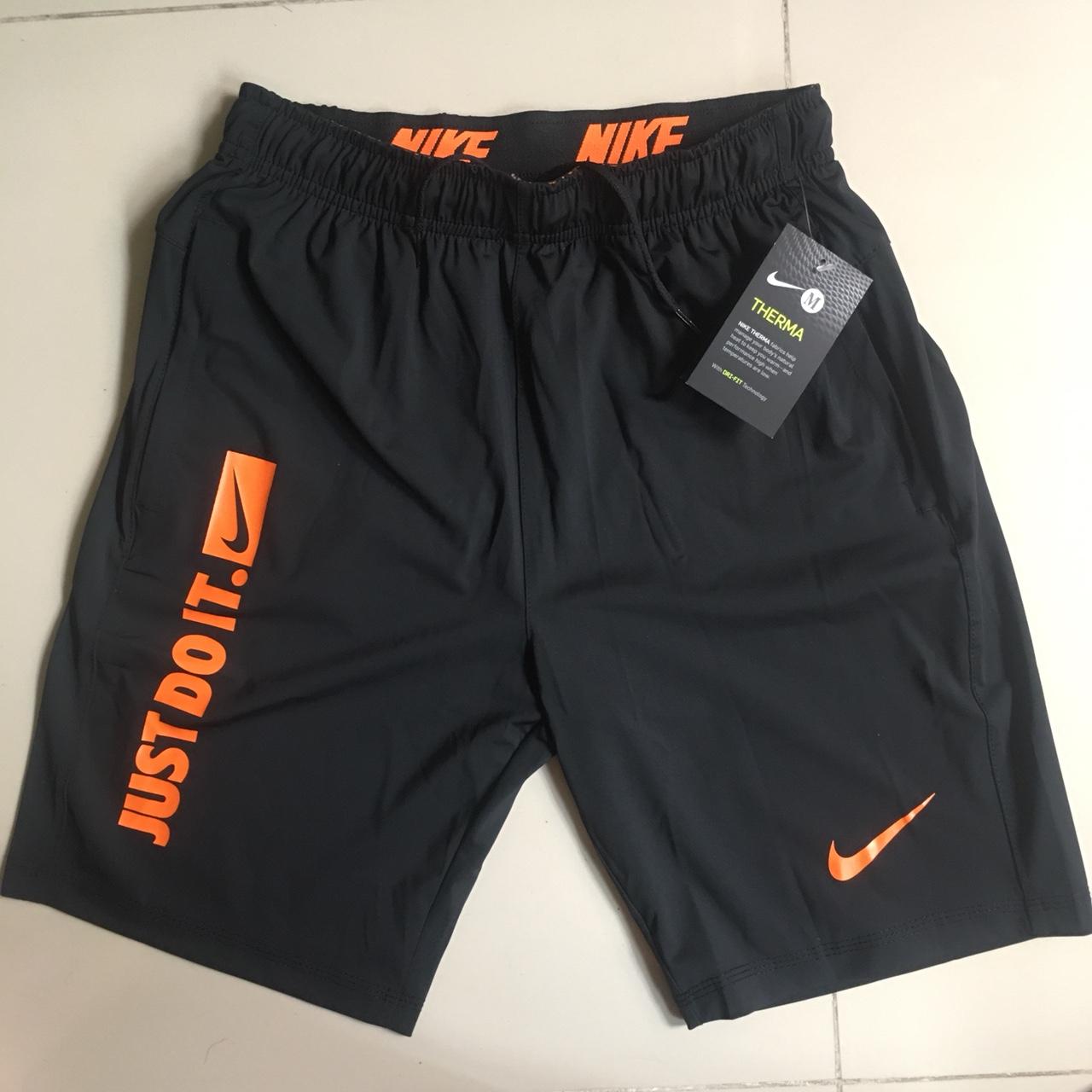 Quần short thể thao chất liệu si nhẹ, mát co giãn 4 chiều