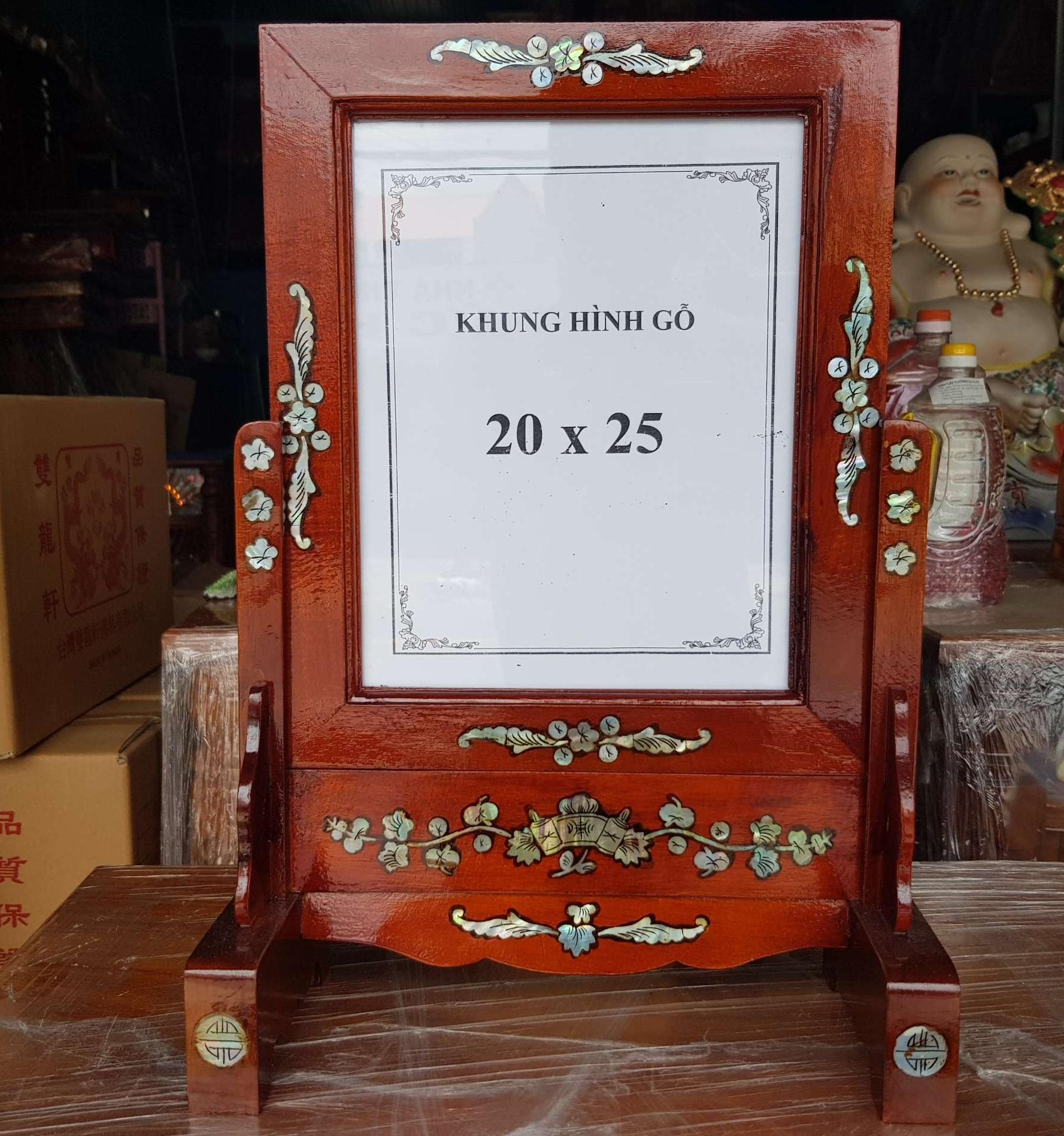 Khung hình thờ gỗ tràm bông vàng