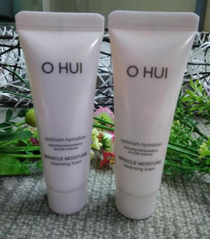 Sữa rửa mặt O hui cao cấp 40ml
