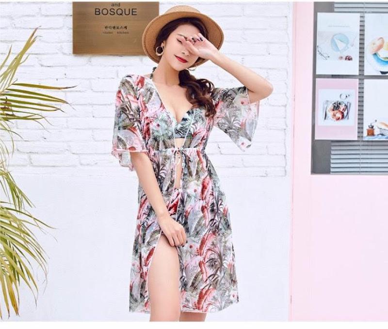 Nơi bán Bộ bikini đi biển 3 món hoạ tiết Cucci 2017 size M