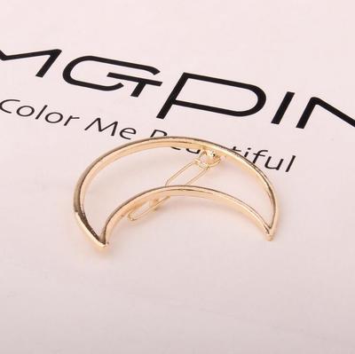 Kẹp tóc hình mặt trăng thời thượng