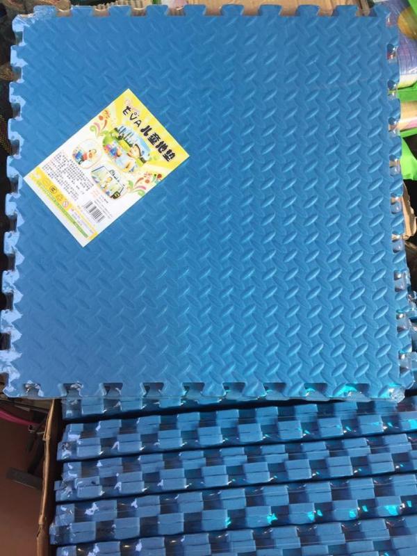 Thảm xốp ghép ÂU LẠC 1 màu cao cấp 9 miếng 40 x 40 cm( xanh)