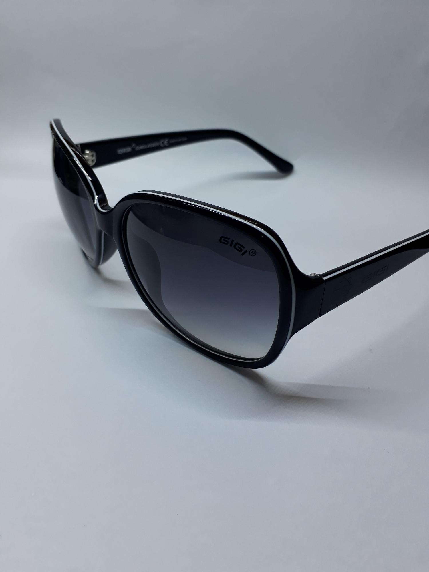 Mắt kính nữ Gigi có tem chống giả