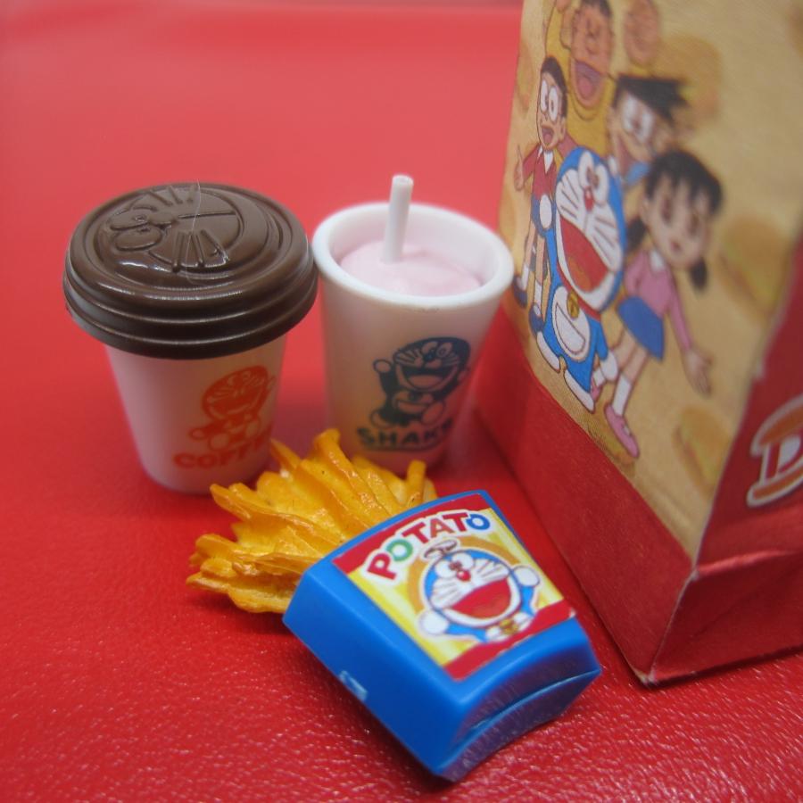 Mô hình Doraemon Hamburger Shop 