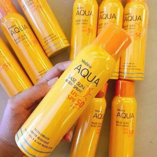Kem chống nắng dạng xịt Aqua