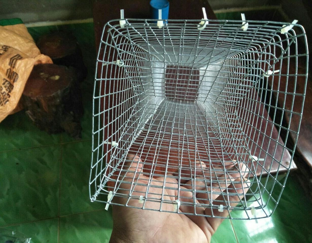 Lồng bẫy rắn  85*13*13