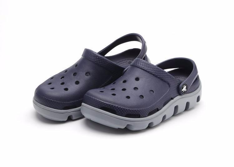 Dép sục Cross. Duet Sport màu xanh đen