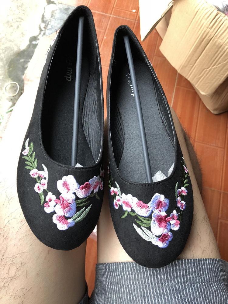 Giầy búp bê da lộn thêu hoa xuất dư