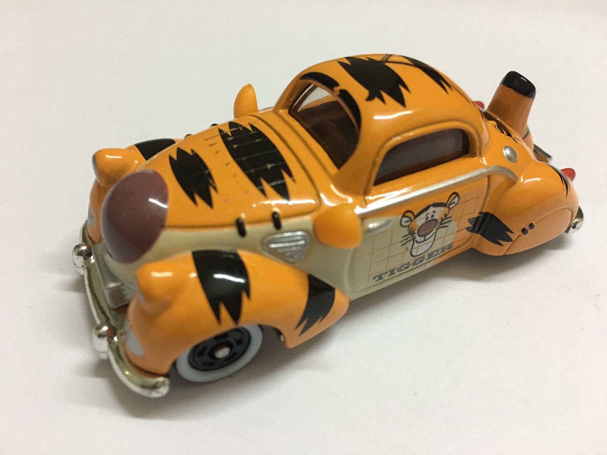 Xe mô hình Tomica Disney Resort