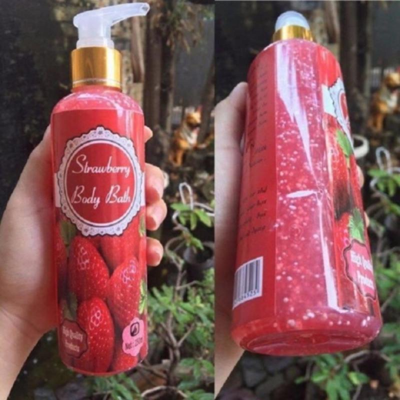 Sữa Tắm Trắng Strawberry Body Bath 250ml