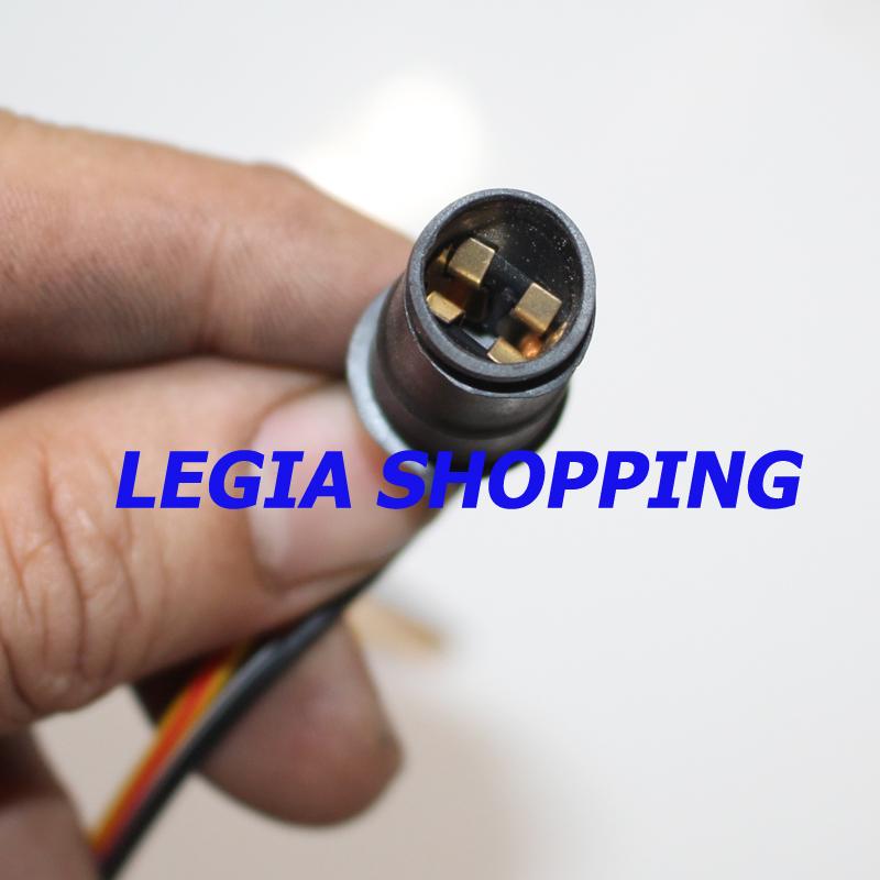 ĐUÔI ĐÈN CHÂN T10 - ĐUÔI ĐÈN ĐỀ MI XE MÁY TẶNG 2 BÓNG XINHAN