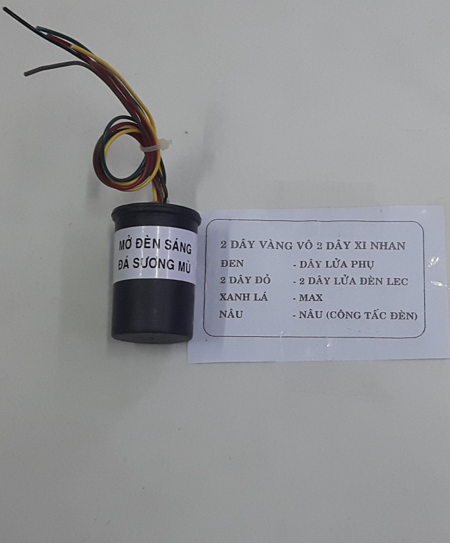 Mạch đèn xi nhan và đèn Demi chung 1 bóng, xi nhan Demi chung bóng.