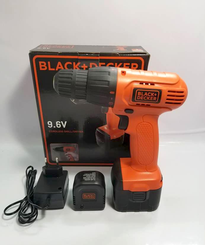 [HCM]Máy khoan dùng pin Black&Decker CD961K 9.6V