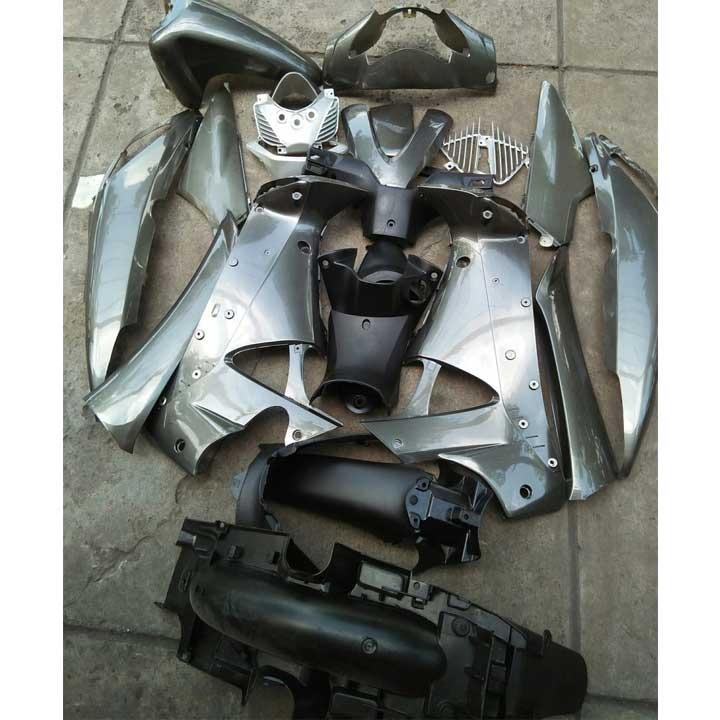 Dàn áo xe máy Future Neo 125 nhựa TRẮNG cao cấp màu XÁM