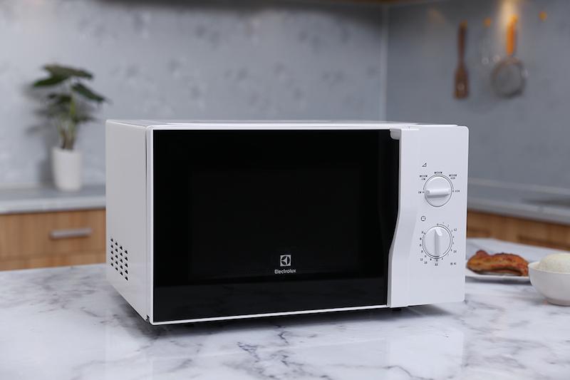 Bảng giá LÒ VI SÓNG ELECTROLUX EMM2322MW Điện máy Pico