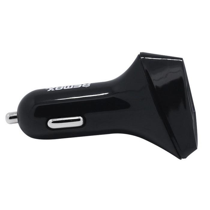Tẩu sạc trên ô tô 3 cổng usb remax rcc - 304