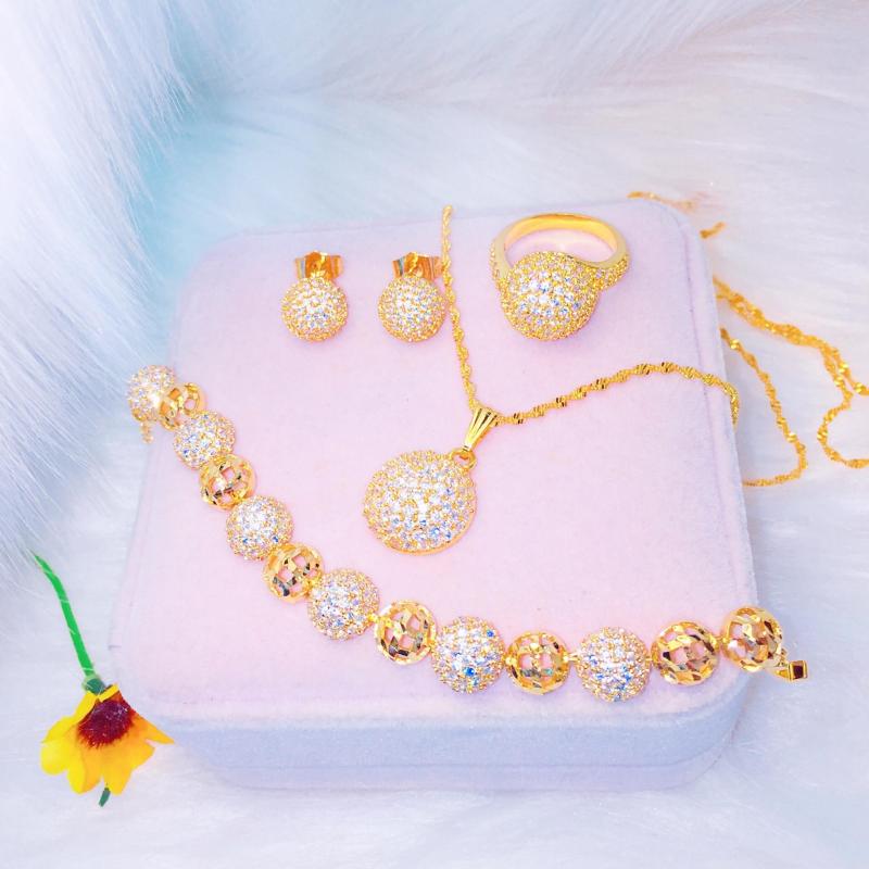 Bộ Trang Sức Xi Vàng 18K Bi Đá Pha Lê Gadoshop VB4150802 - Dùng để mang đi tiệc cực kì sang trọng