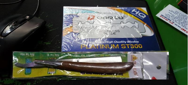 Combo Bàn cạo cán Gỗ và Hộp 100 Lưỡi Lam Dorco (Tặg Lưỡi Dorco)