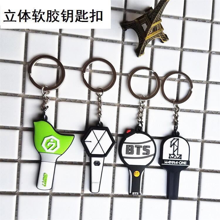 Móc khóa hình lightsick BTS Wannna One GOt7 Exo