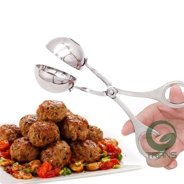 Kẹp gắp inox làm chả viên.