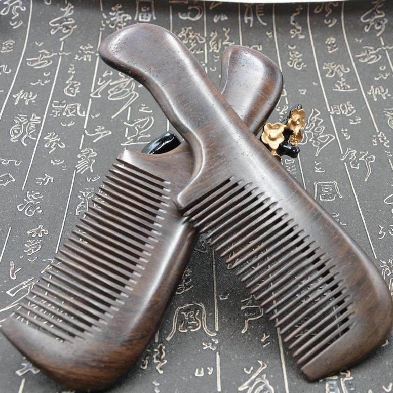 Lược gỗ đàn hương đen Mã 1901