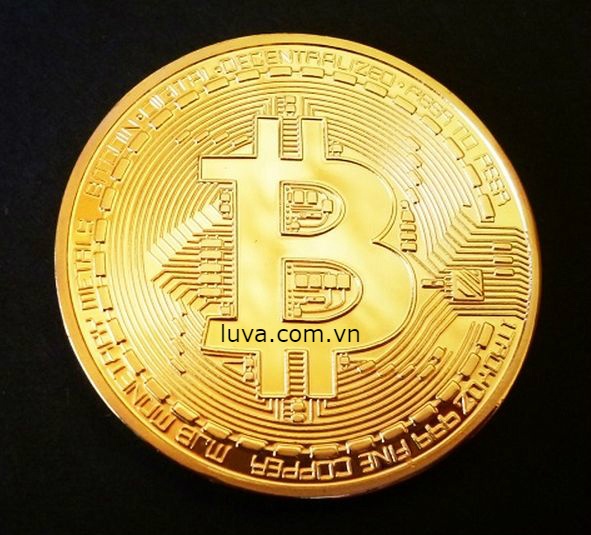 đồng tiền bitcoin mạ vàng 24k