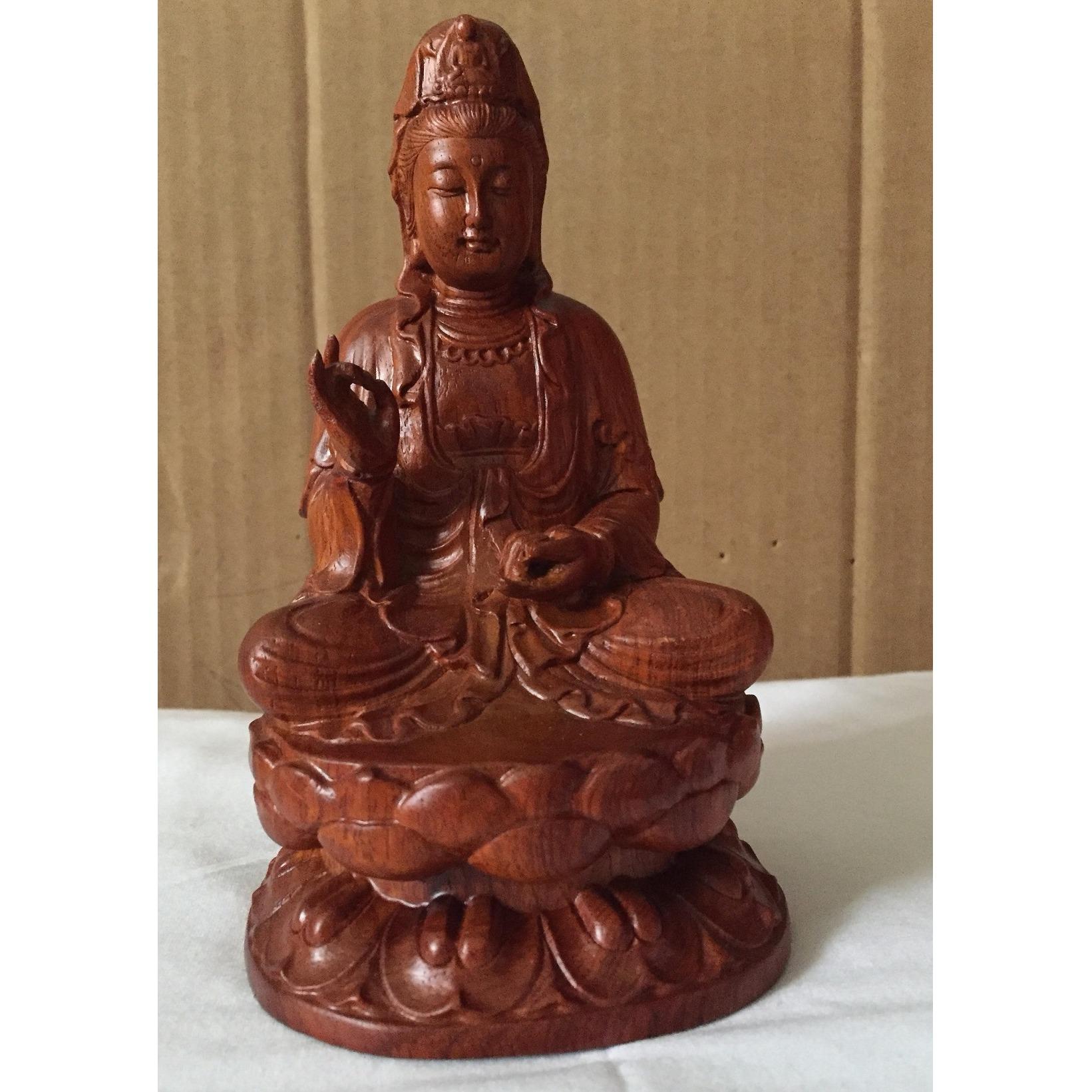Tượng Phật Bà quan âm Tượng Phật bà để xe hơi tượng Phật bà để Phòng thờ Tượng Phật cầu Bình an Tượng Phật kích thước nhỏ Phật để văn phòng cầu bình an Phật Bà Quan Âm: 15cmx 8.5cmx 5cm
