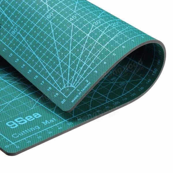Cutting Mat - A4-1.jpg