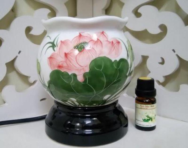 Bộ 3 - Đèn xông Bát Tràng trắng size Trung (15*15) Hoa Sen + Tinh dầu + bóng đèn thay
