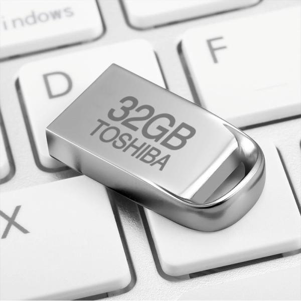 USB 32GB Toshiba siêu nhỏ chống nước màu Bạc - Bảo hành 5 năm - hàng FPT