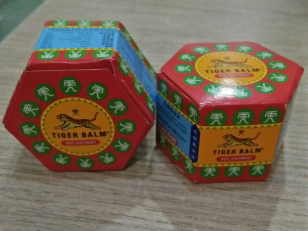 Combo 2 dầu cù là tiger balm red 10gr