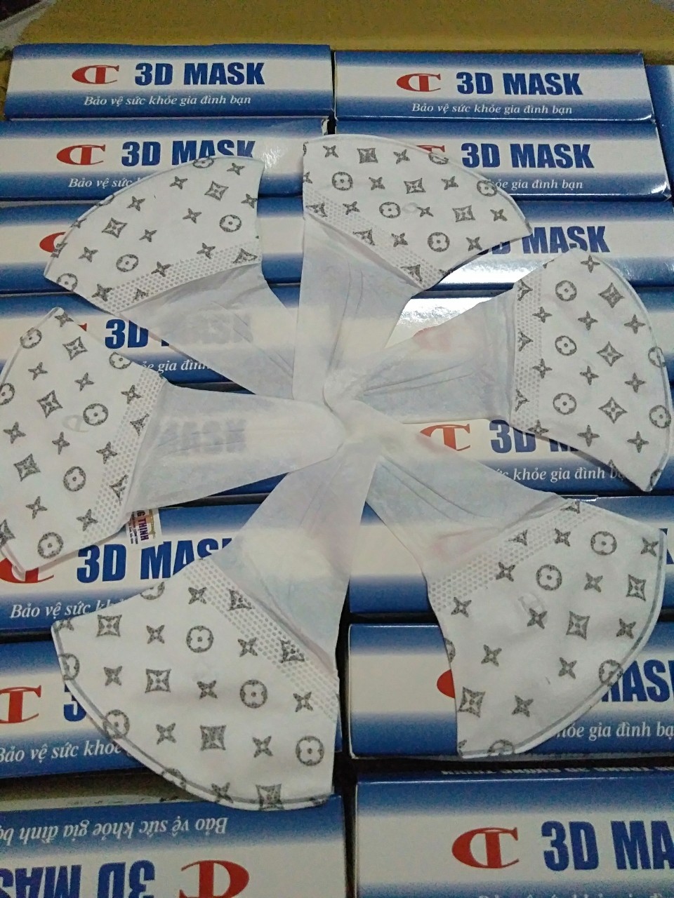 Khẩu trang 3d mask hoạ tiết 50cái/hộp
