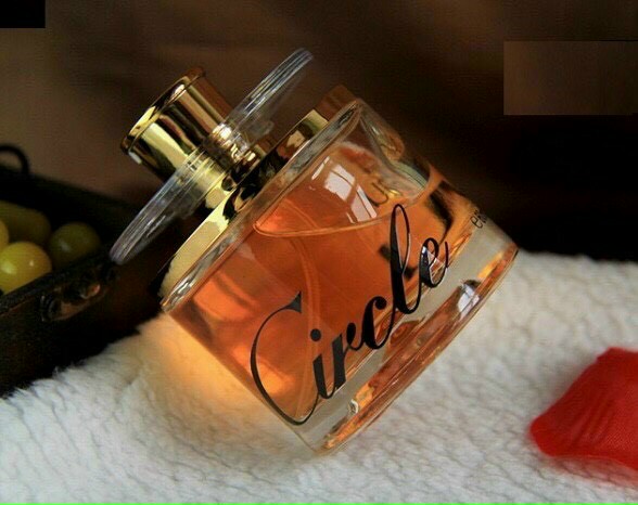 Nước hoa nữ eau de circle sang trọng lưu hương 24h