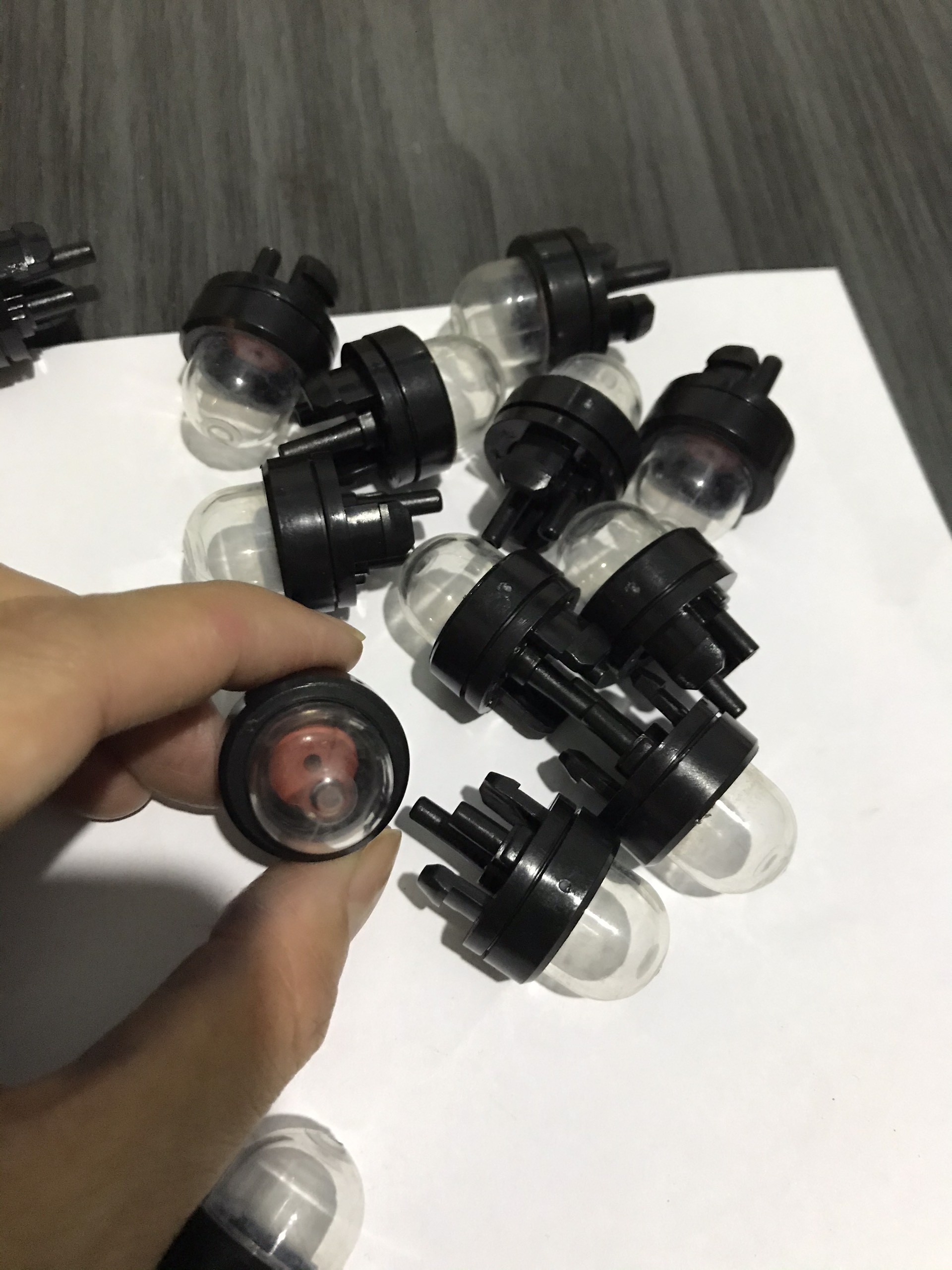[HCM]NÚM ( ĐẾ) BƠM XĂNG MÁY CƯA XÍCH