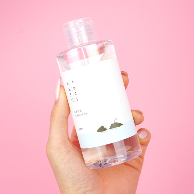 Nước hoa hồng roundlab 1025 dokdo toner 200ml