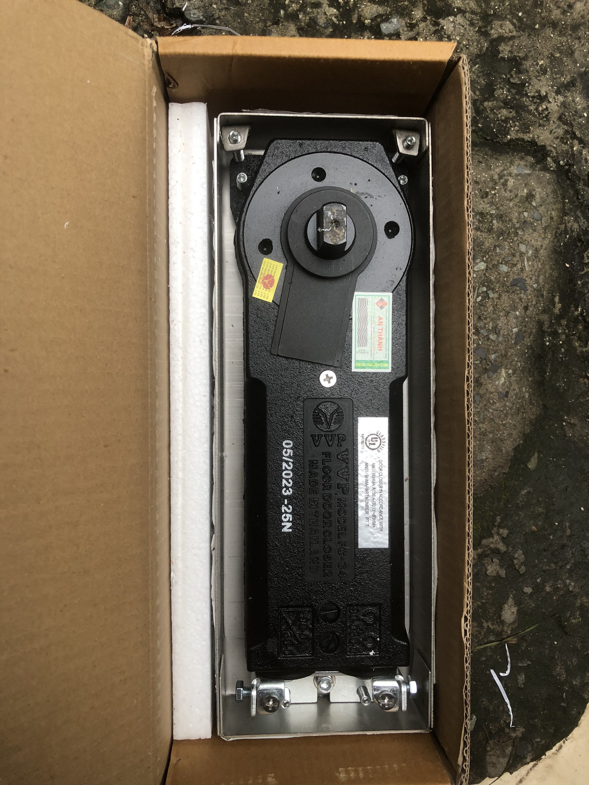 Bản lề sàn vvp fc34-25n 150kg bh 3 năm