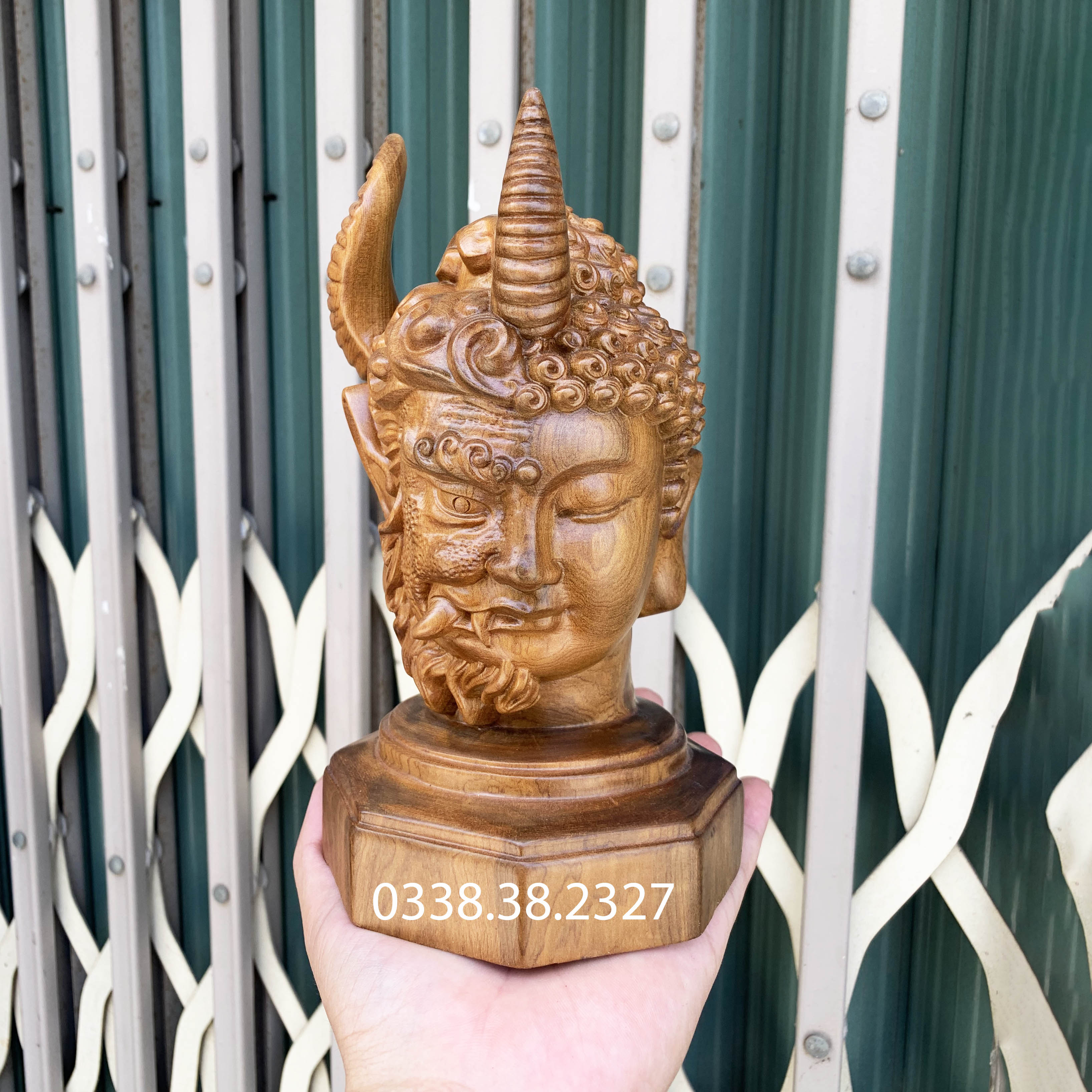 Tượng mặt phật diện thiện ác chất liệu gỗ bách xanh nguyên khối