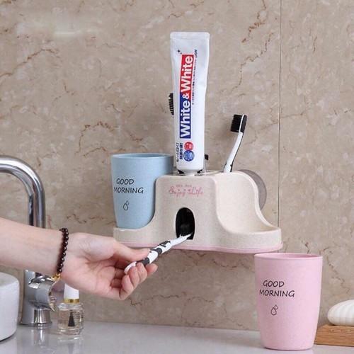 Bộ nhả kem đánh răng kèm 2 cốc lúa mạch gd74