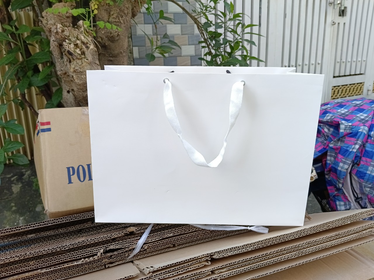 25 cái - Túi số 9 Trắng - Túi giấy Tết ngang size siêu đại đựng quà tết vừa thùng bia
