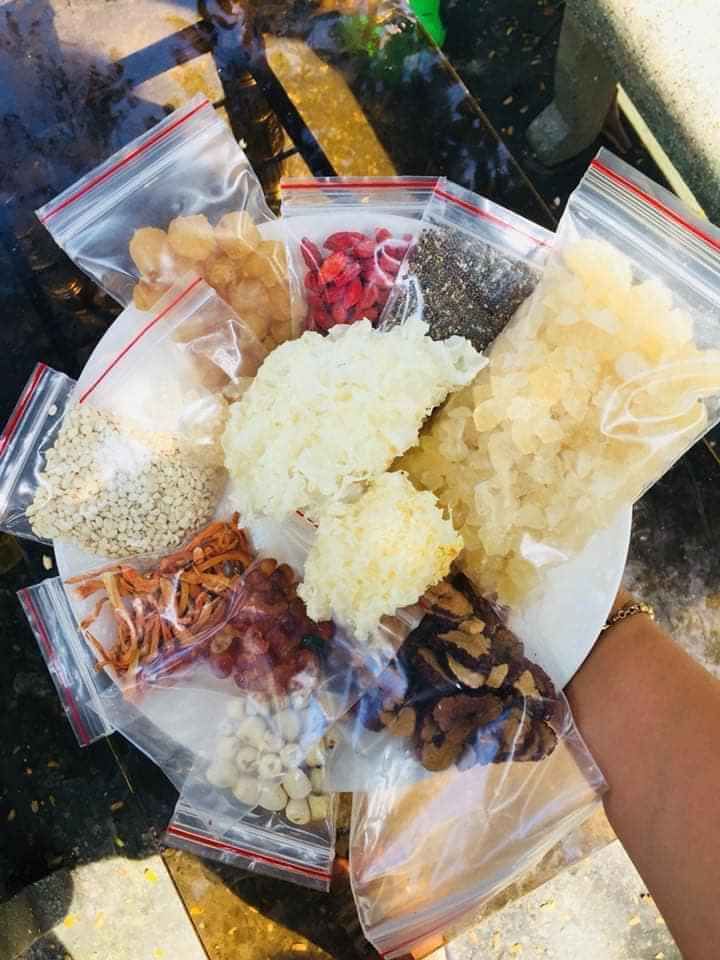 [HCM]combo 2 set 450gr nguyên liệu chè dưỡng nhan 13 vị  tặng kèm táo đỏ