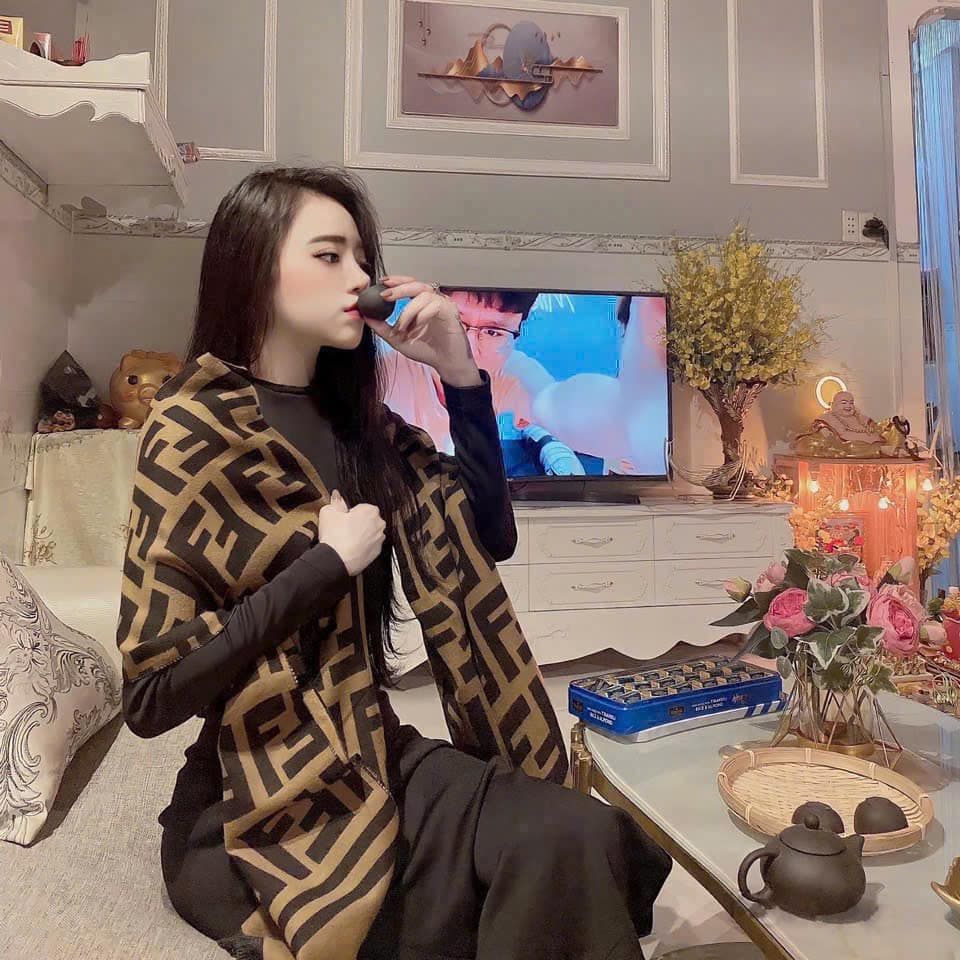 Khăn Choàng Cổ FD Cao Cấp Hàng Chuẩn Chữ FF, Khăn Choàng Cổ Chất Len Ép Mềm